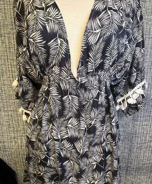 Spiaggia Dolce Palm Leaf Print Deep V-Neck Tassel Sleeve Cover-Up Dress